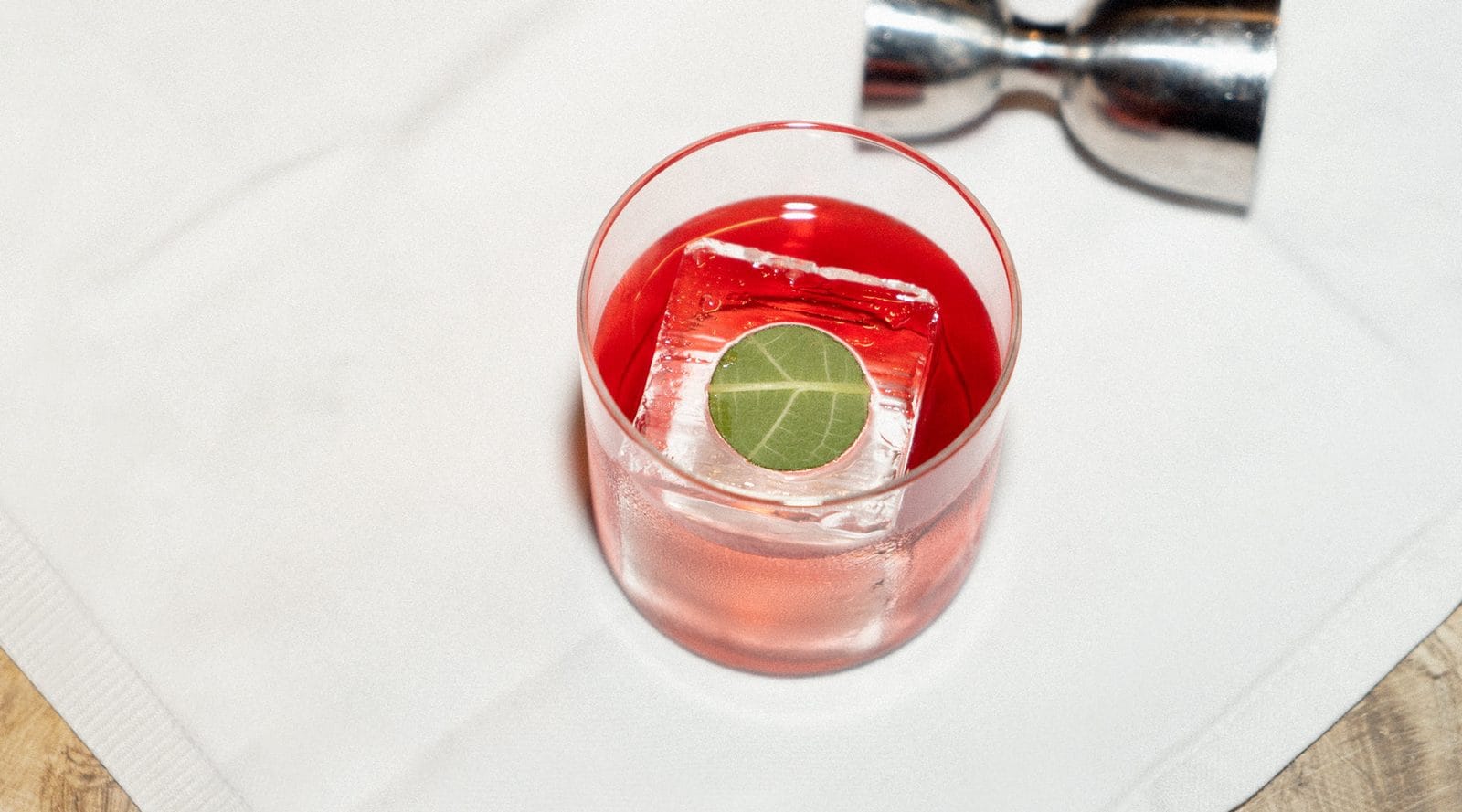 Symphony 6 Negroni in a lowball